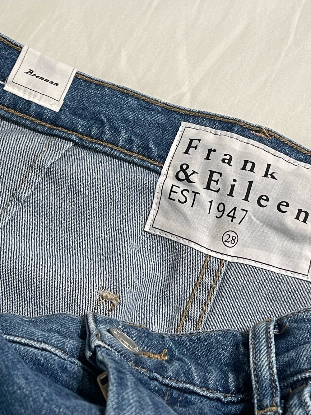 Frank & Eileen Brennan Barrel Jean - Picture 8 of 16